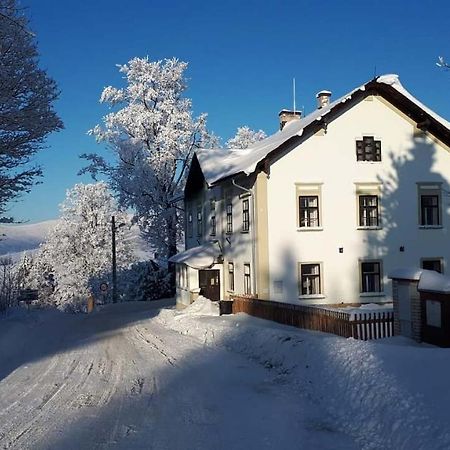 Stara Skola Hedec Aparthotel Králíky Eksteriør bilde